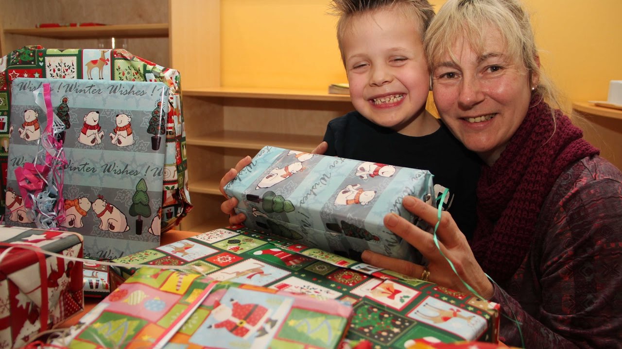 Aktion Löwenmama beschenkt schwerkranke Kinder