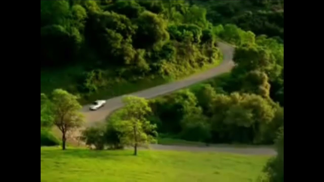 Scary car but it's Rick Roll