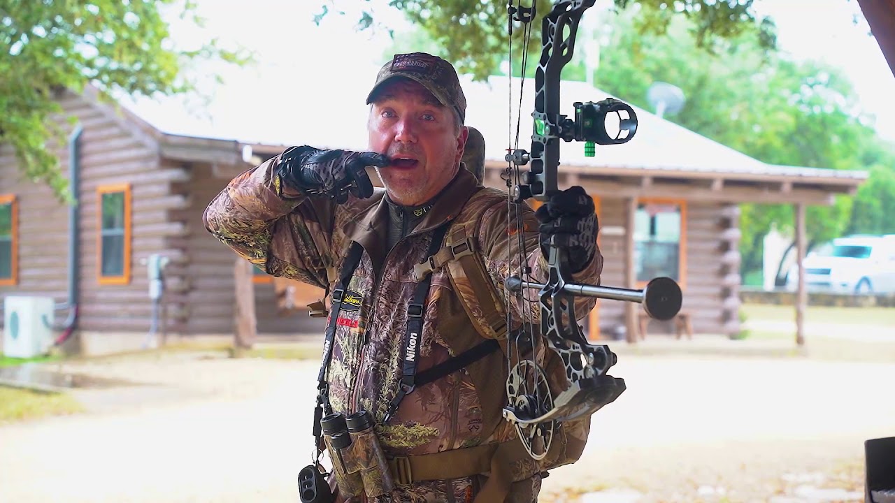 Tech Time Tuesday: Why I don't use a peep sight with Tom Miranda | Archery Tips