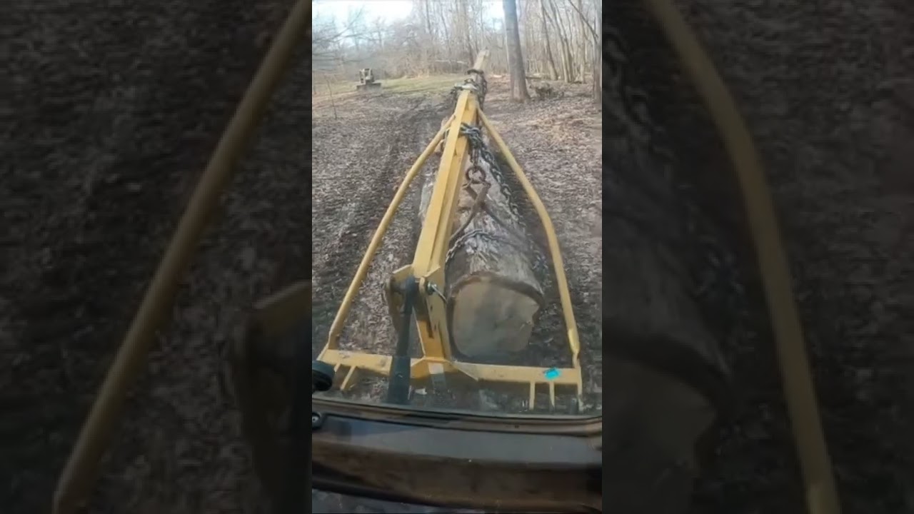 Log boom for 3 point hitch