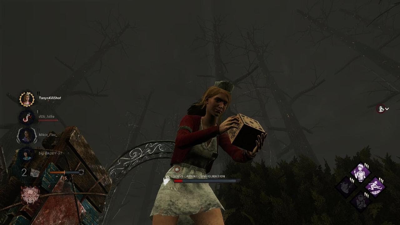 Lisa Garland VS The Cenobite Dead by Daylight