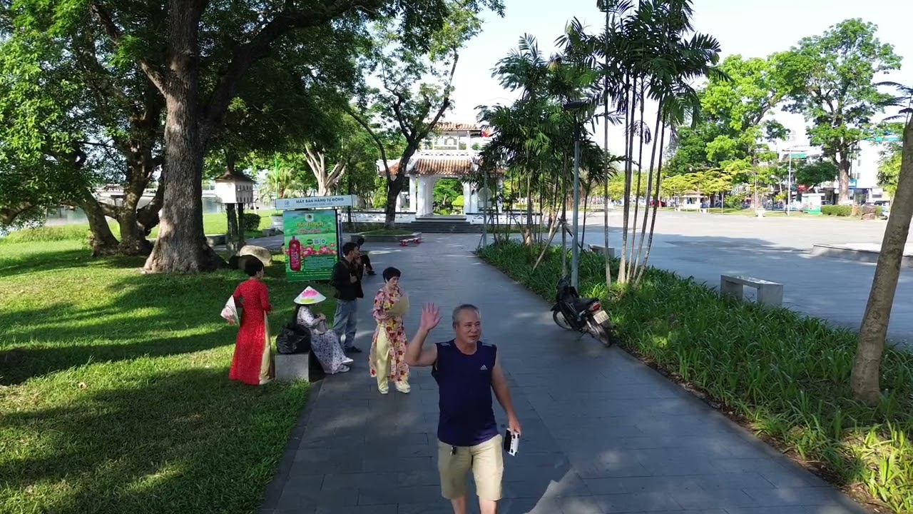 TRỞ LẠI HUẾ CÙNG Em