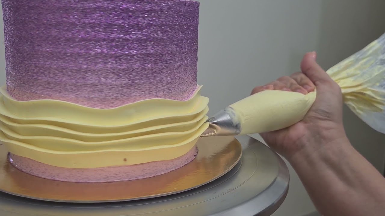 Esse bolo ficou um sonho de tão fofo-Bico 123-SÉRIE  BOLOS CUTE- DECORAÇÃO 1
