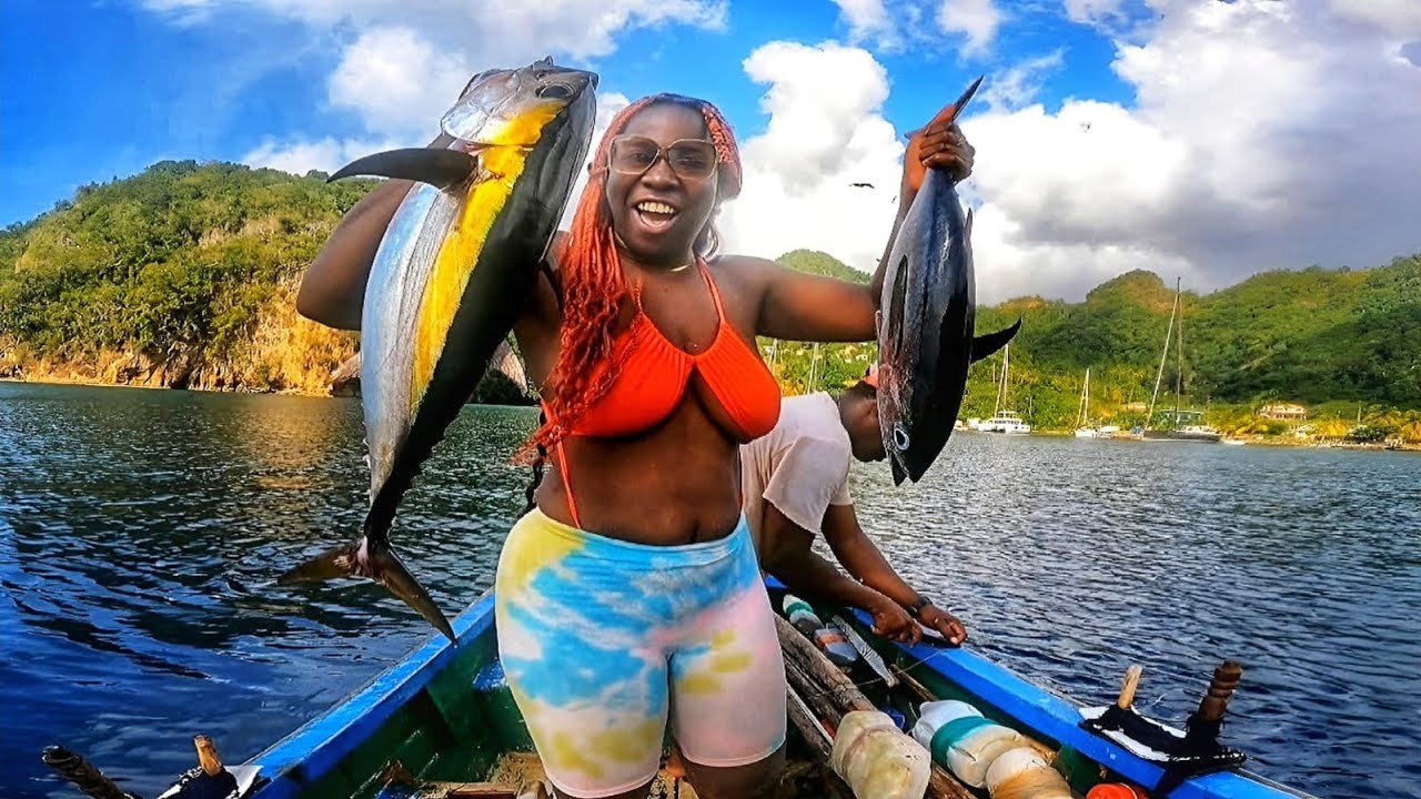 Unbelievable how we caught fish using a Traditional Technique!! #Deepsea #tunafishing #caribbean