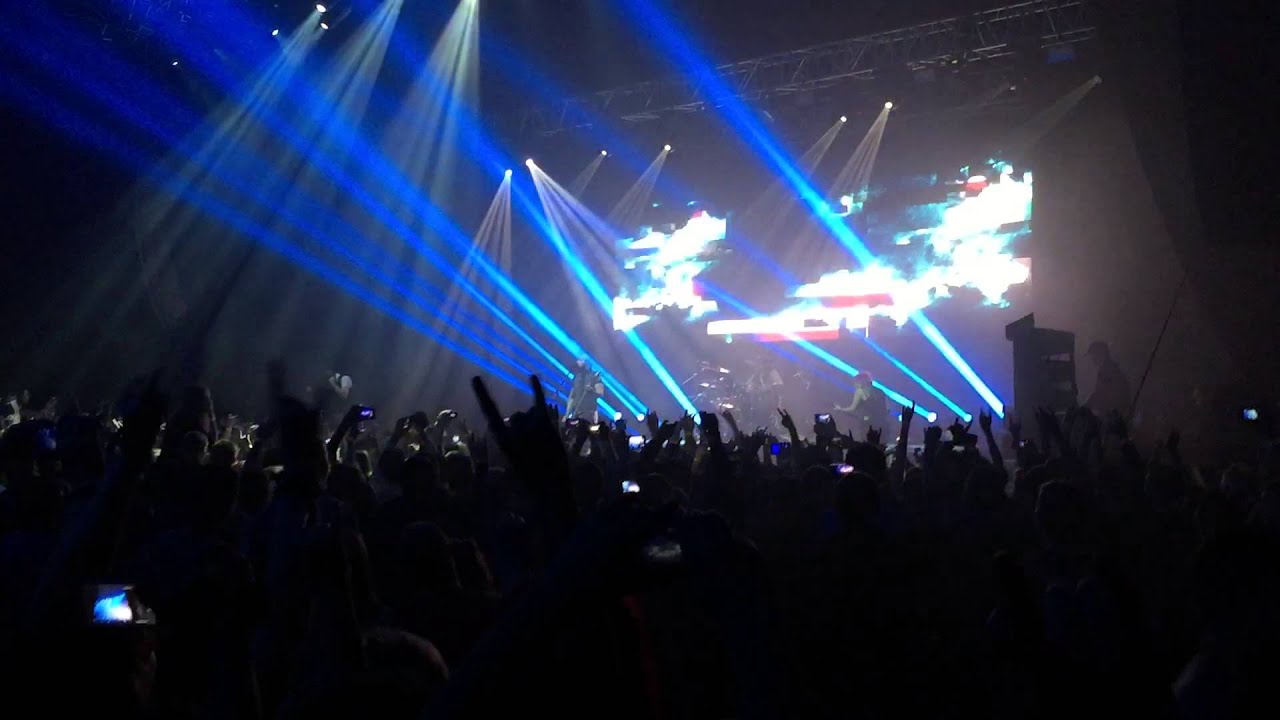 Skillet live in Samara 08.11.2014 Часть 1