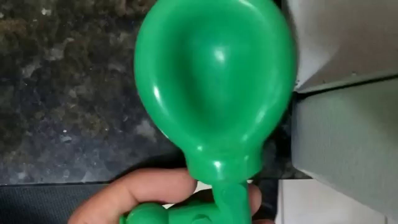 Como usar a pera de sucção