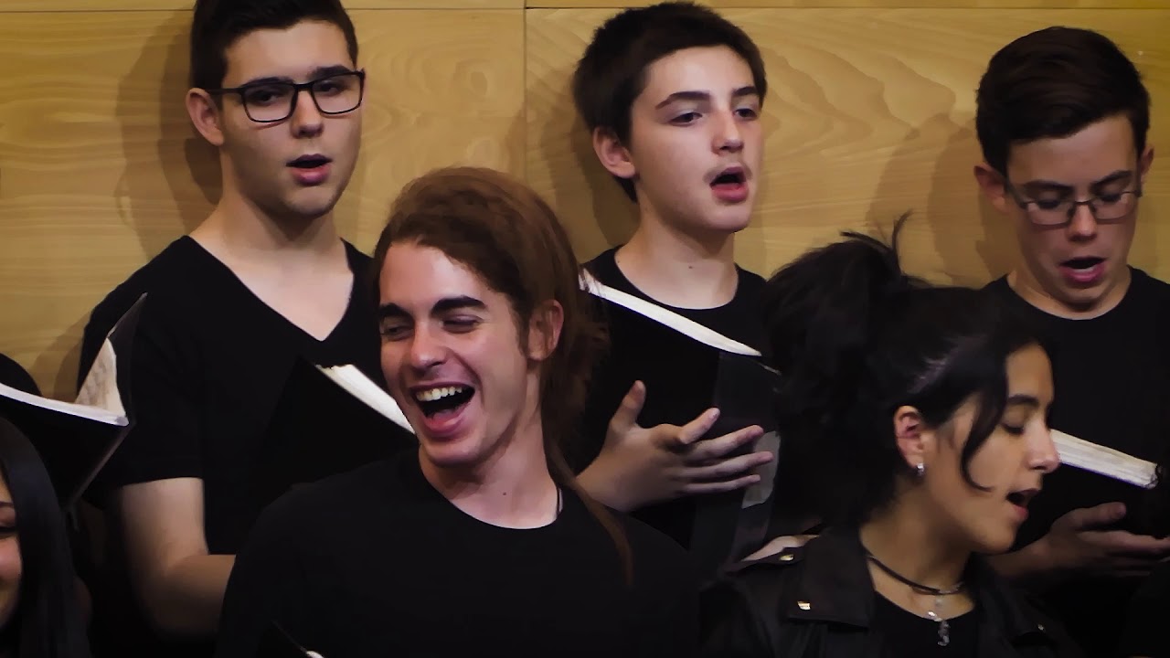 CORO JOVEN CPM ZIRYAB. BIENVENIDOS / EL RÍO (MIGUEL RÍOS)
