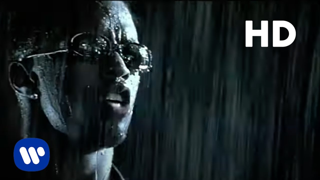 Puff Daddy [feat. The Notorious B.I.G. & Busta Rhymes] - Victory (Official Music Video)