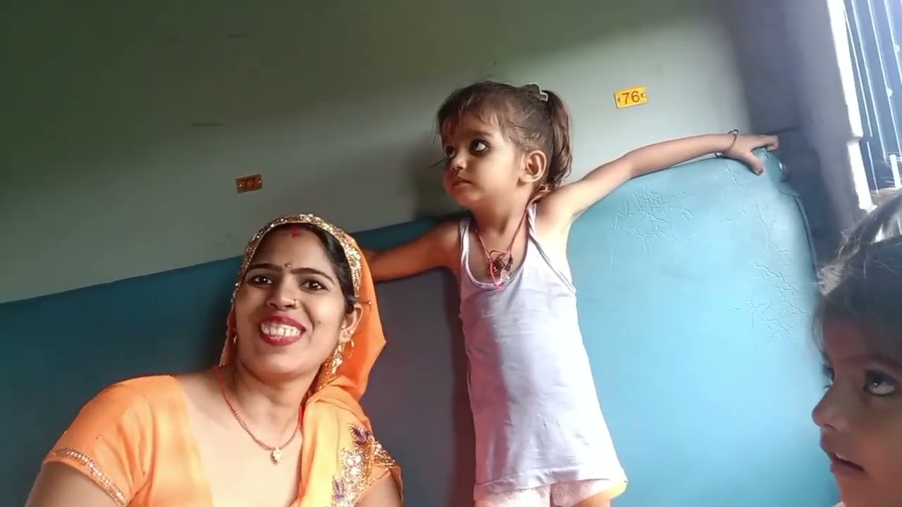 Aaj Fir Train journey Hoga //Hum Chale Aapne Gawn