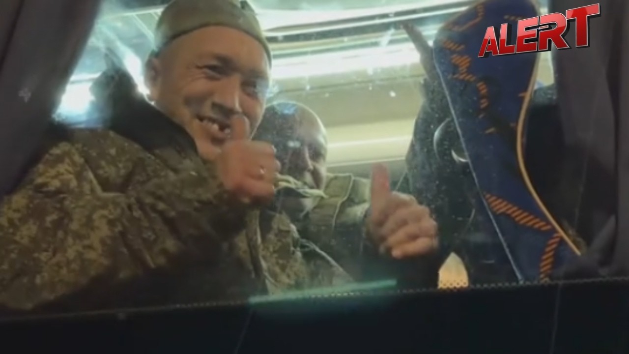 Russia Welcomes Back Soldiers Released in Ukraine Prisoner Exchange | ALERT News