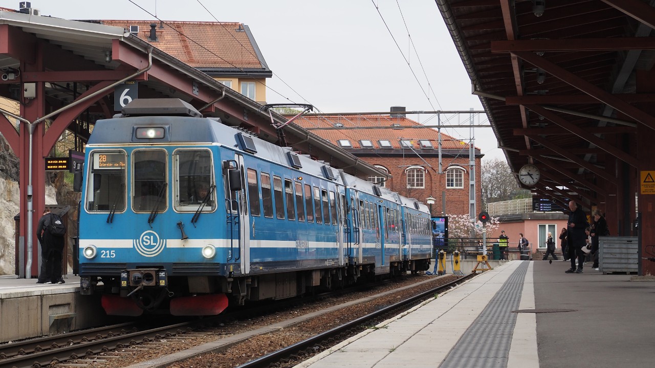 Trains on Roslagsbanan - 16th April 2025