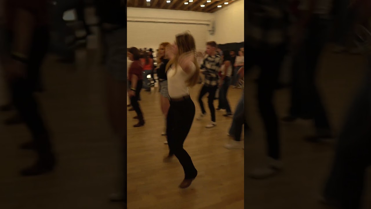Sexy Rooster Crow Line Dance