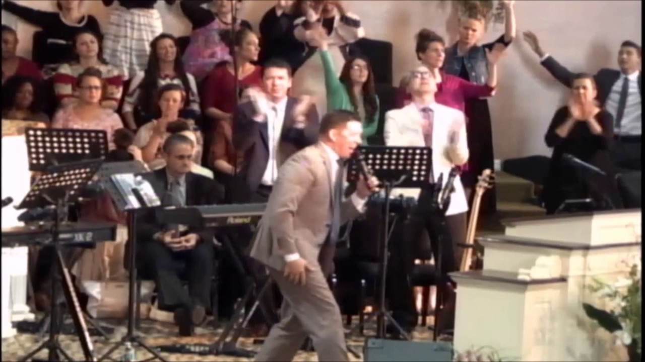 Lee Stoneking Preaching in 2017