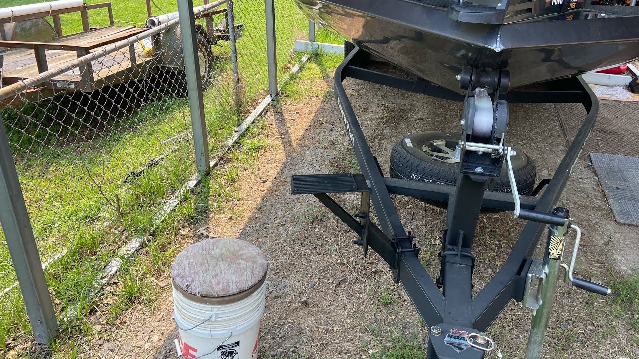 Boat trailer step for less than $75