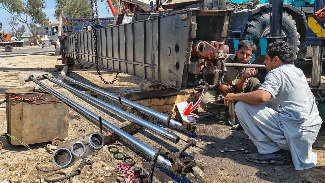 How to Repair Mobile Crane Outer Boom Cylinder | Change Crane Cylinder Seal