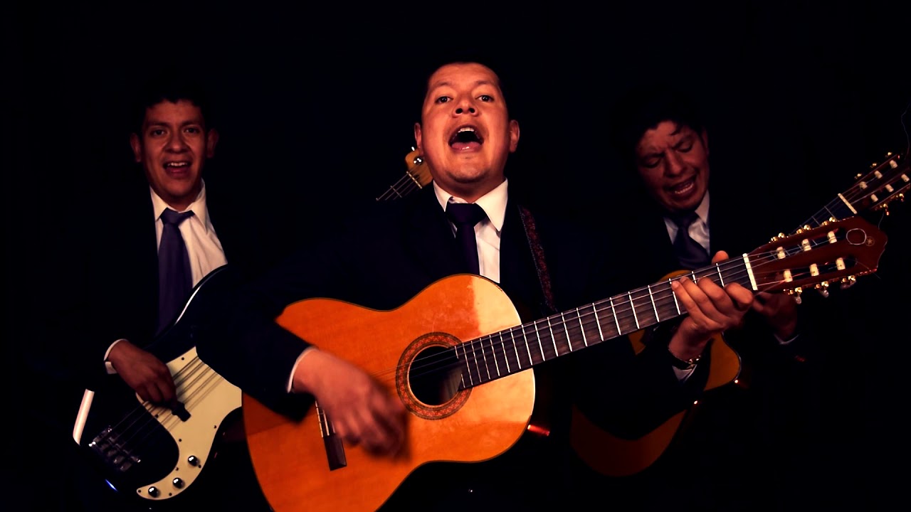 Esta es mi tierra linda el Ecuador - Trio Antaño