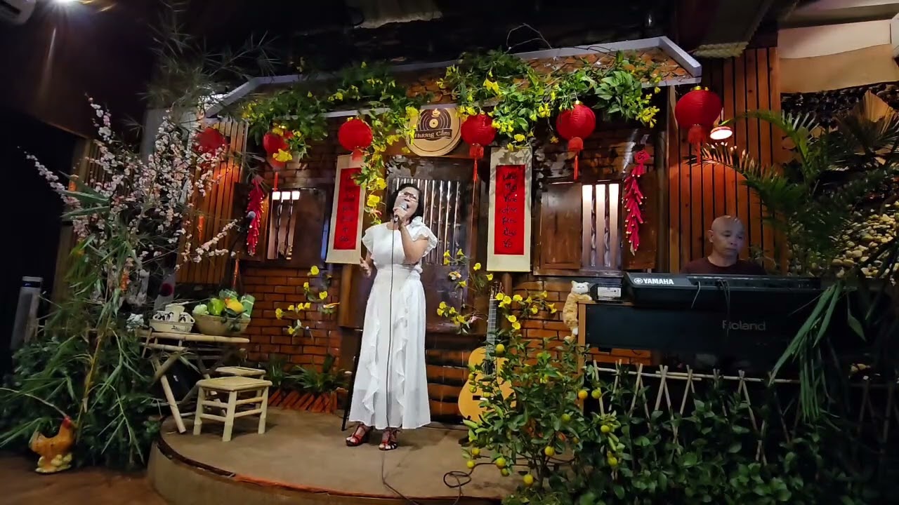 Ck: ĐẠI LỘ HOÀNG HÔN- Ns : Y VÂN- Tb: BS THU SANG