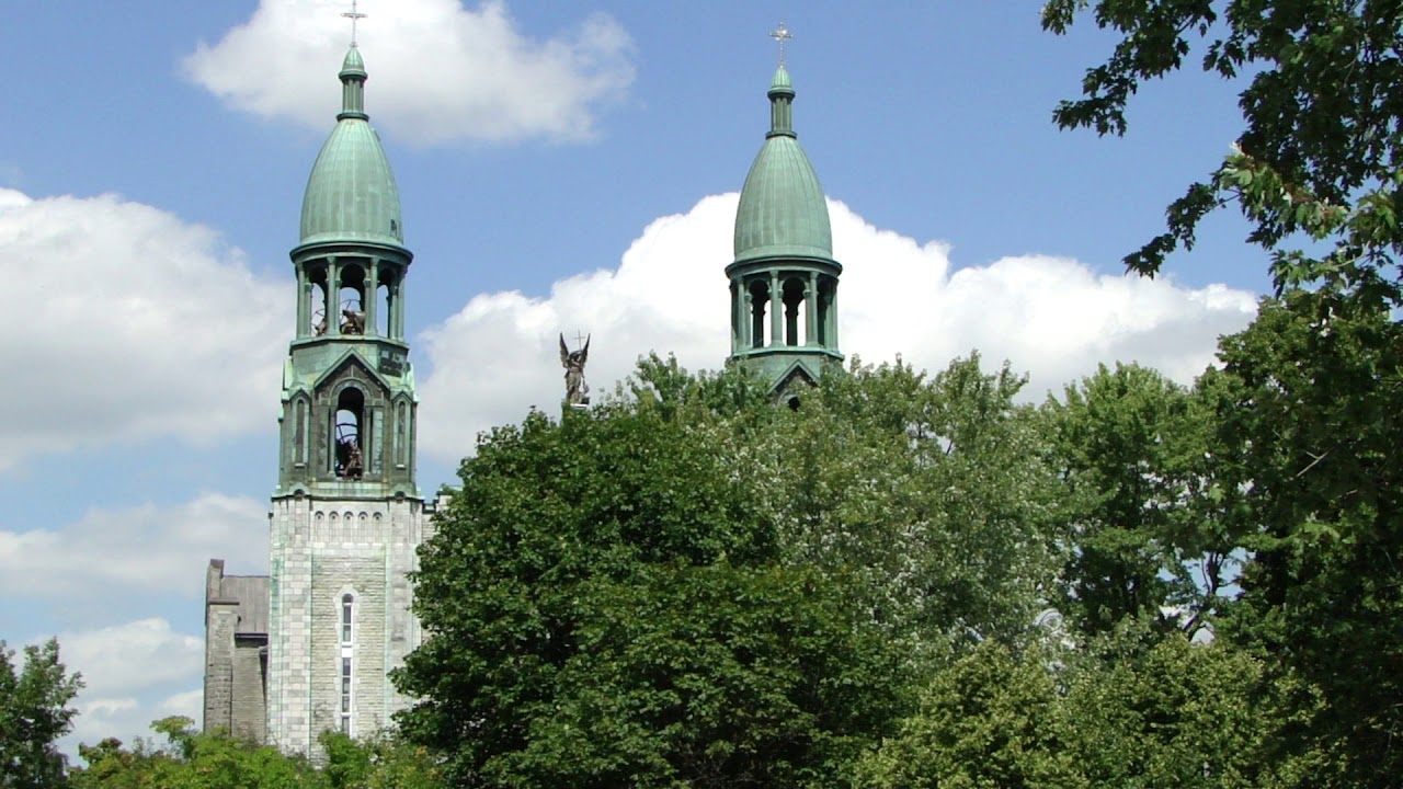 Cloches église Saints-Anges-Gardiens Lachine Montréal Qc Canada Bells ringing Montreal Qc Canada