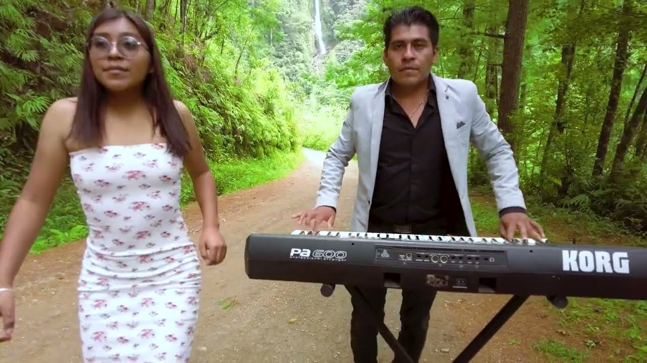 Muy cerquita del cielo - Moy Ramos y su Formula Digital