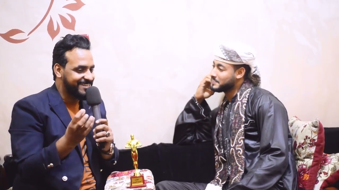 المنشد احمد حسن صاحب الترند الجميل ابن الاقصر في برنامج درع النابي