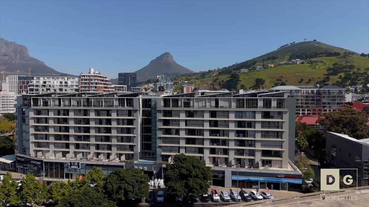 Harbour Views & High ROI: Fully Furnished 2-Bed in De Waterkant | 2 Parking Bays