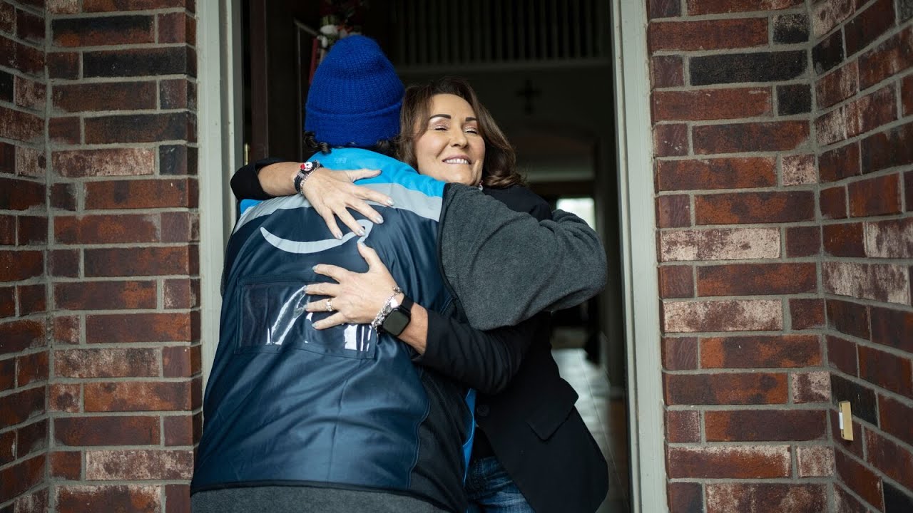 Thank My Driver: Amazon customer meets delivery driver who saved her home from fire