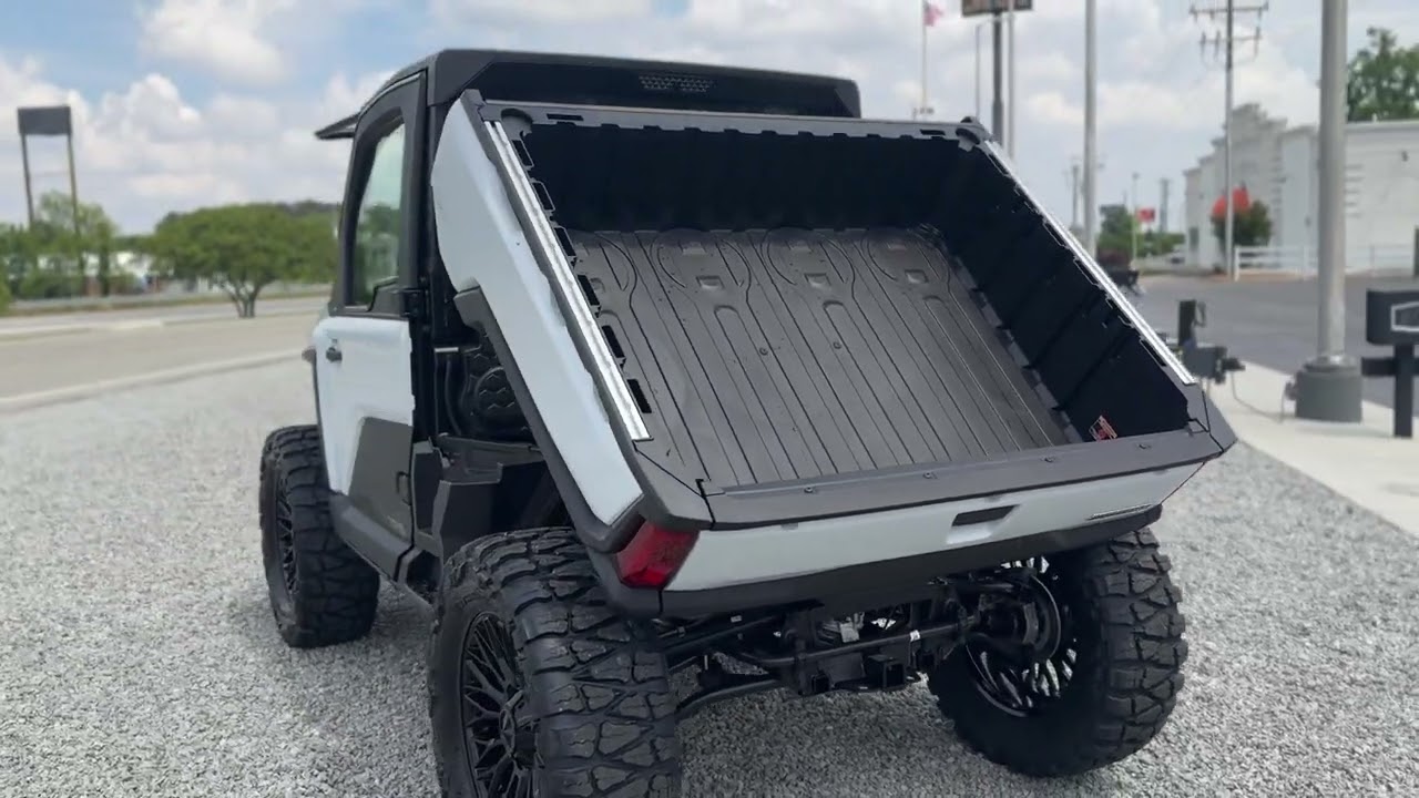 2025 Polaris&reg; Ranger XD 1500 NorthStar Ultimate