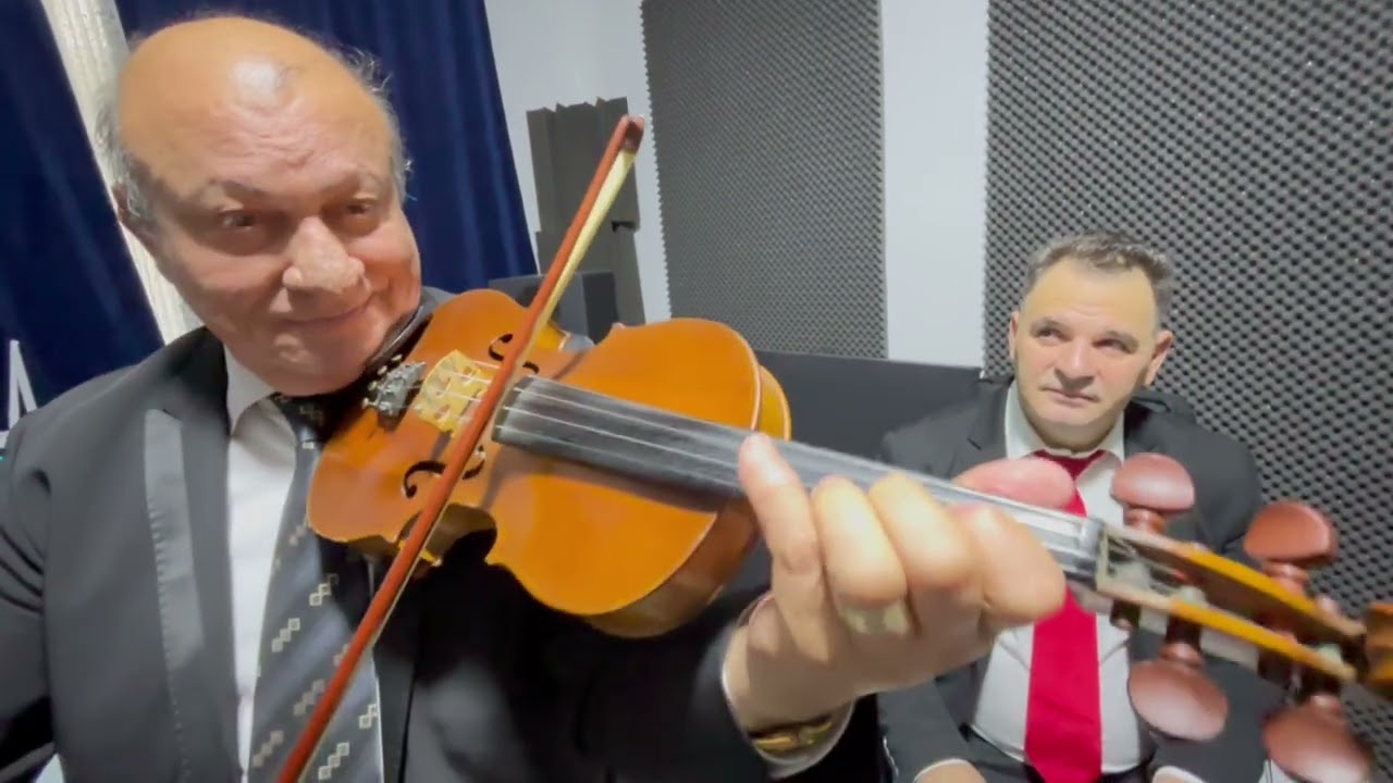 Virgil Muzur și Daniel rizea  Doina