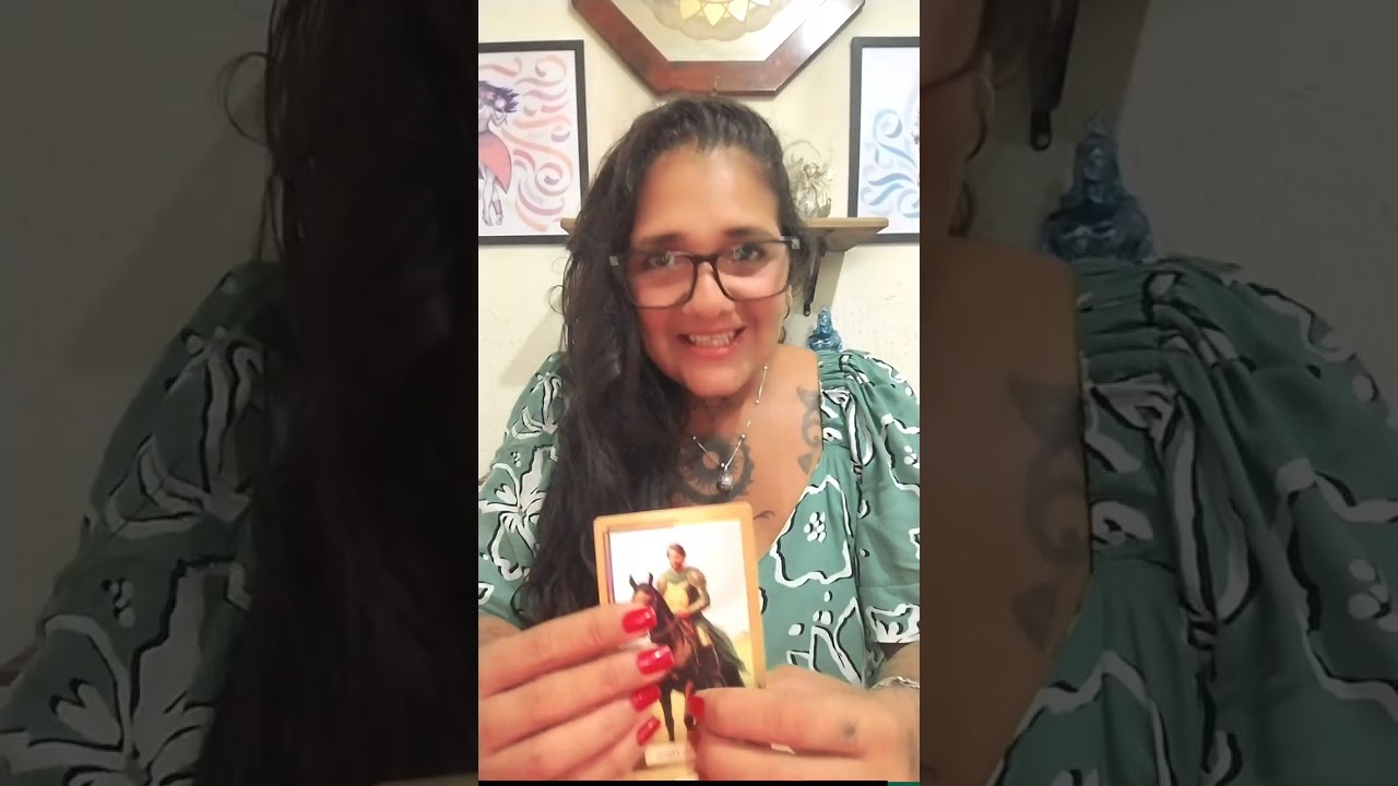 Leitura atemporal sobre amor com o deck As Revelações do Taro de Waite da Gráfica Merta Atacado. 🥰😍🤩