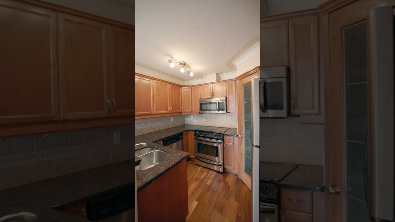 Loft Calgary condo penthouse in Sunalta with downtown views