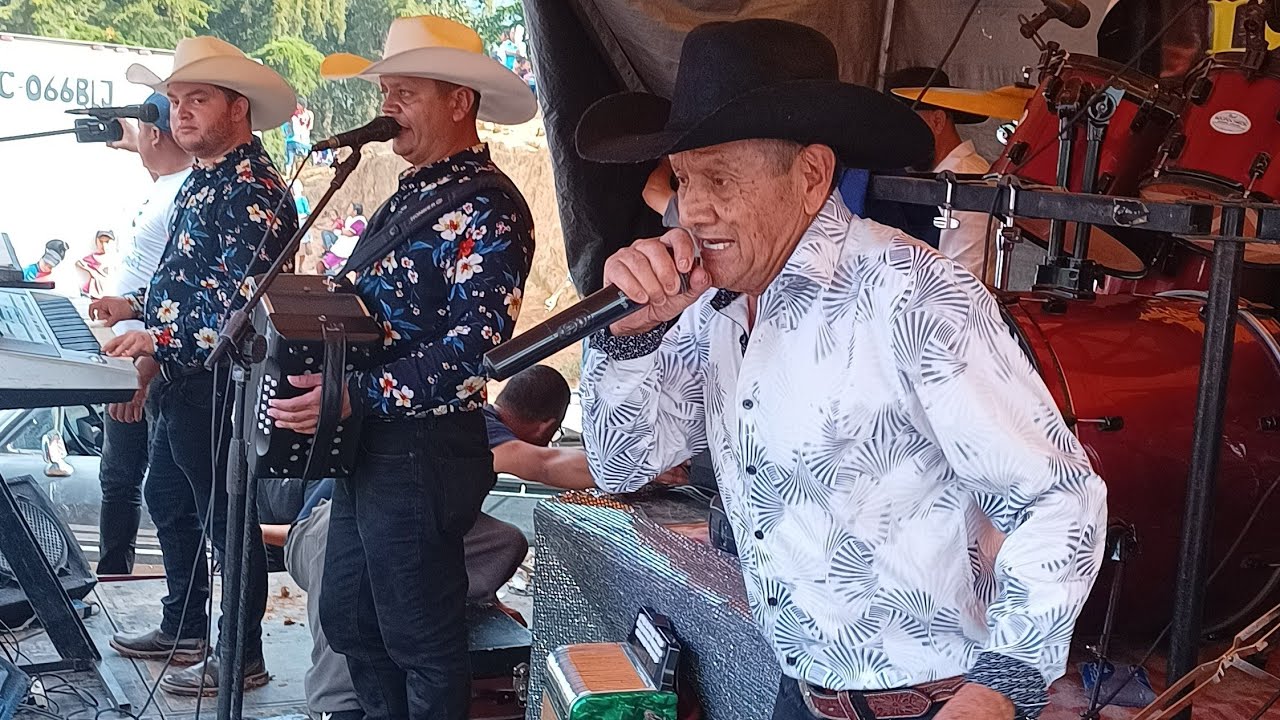 PACO PINEDA MIX EL ABANDONADO, NEGRA CRUZ DESDE LOS IZOTES JALAPA.