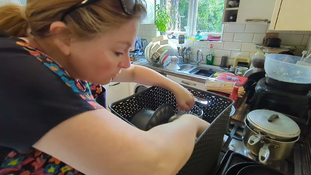 ОГРОМНАЯ РАБОТА, ЧАСТЬ 2. Уборка в кладовой и на кухне. #расхламление #расхламление #flylady #fly...