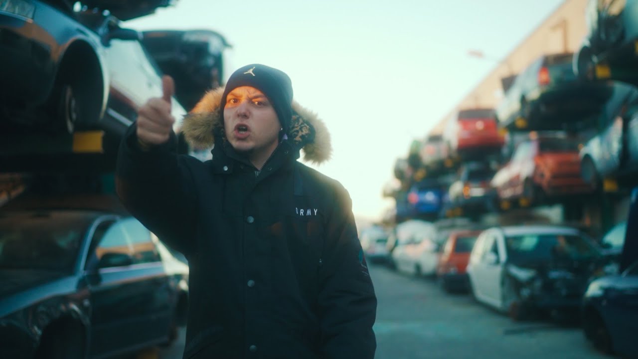 GODIE 08 - PENAS Y VICTORIAS (Prod. BLANK)