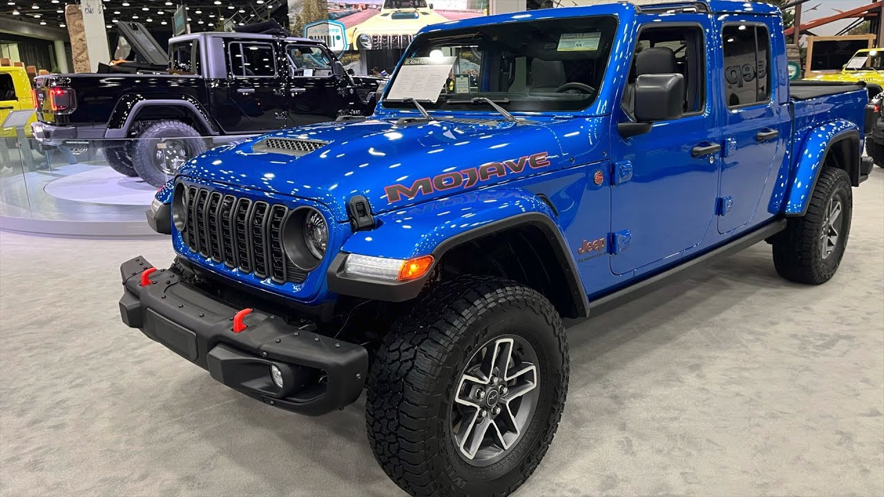 StandardDef- 2024 JEEP GLADIATOR MOJAVE X Review -No V8 Full Float Rear Axle! 2023 Detroit Auto Show
