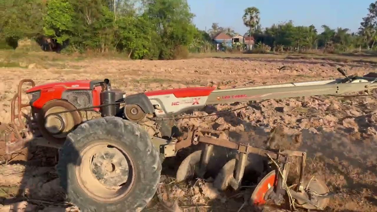 M364, Can This Kubota Two Wheel Tractor Handle Tough Soil?