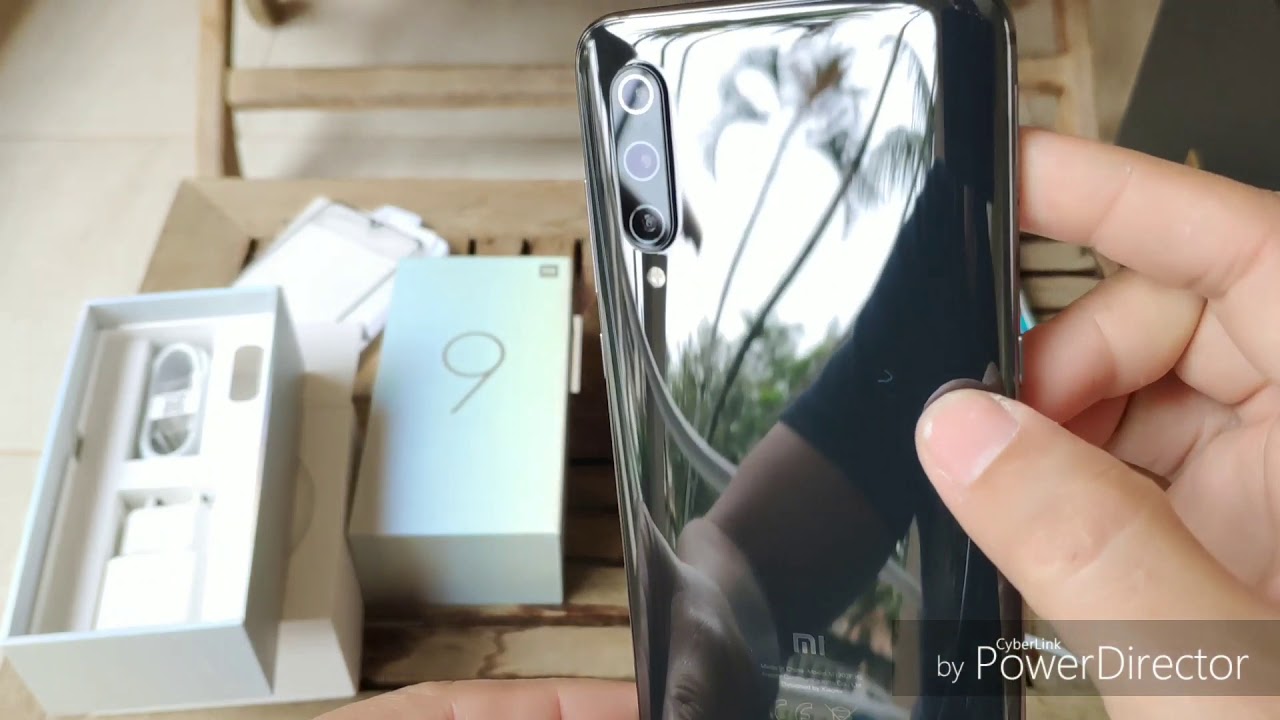 Xiaomi Mi 9 Com Acessórios  Muito Legais