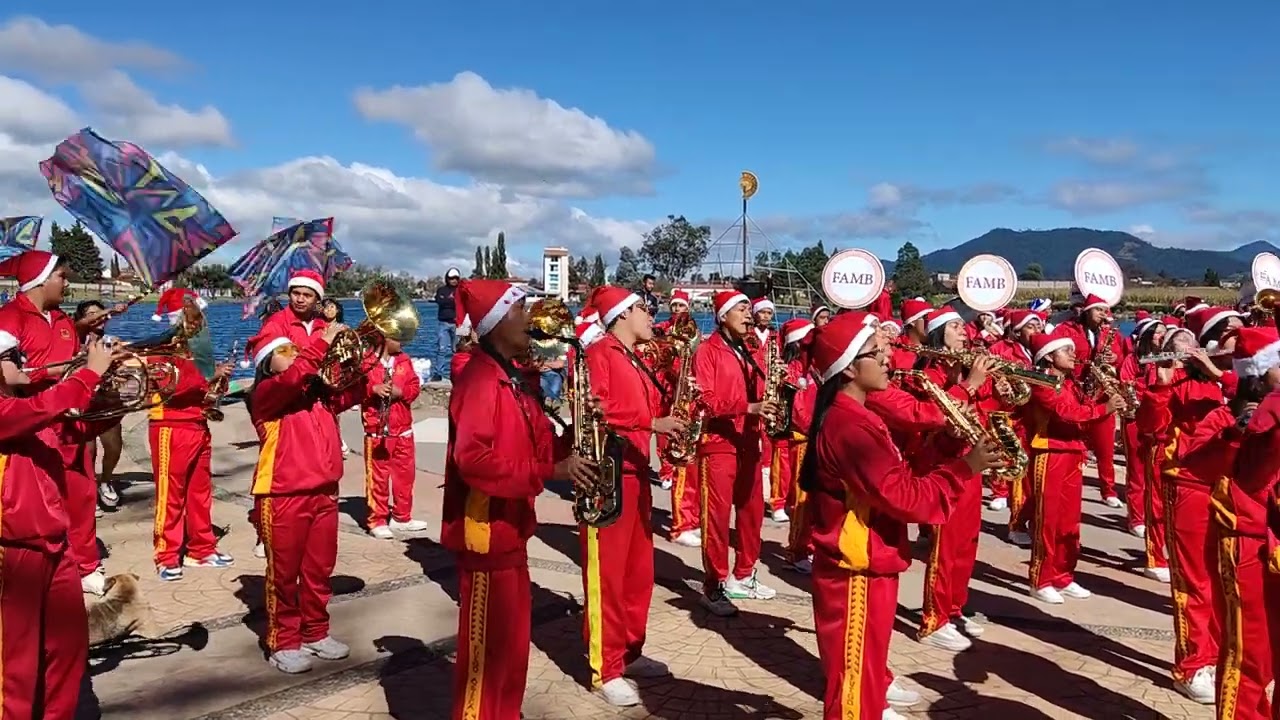 Fuego Azteca Marching Band - La Bikina / Rango♪