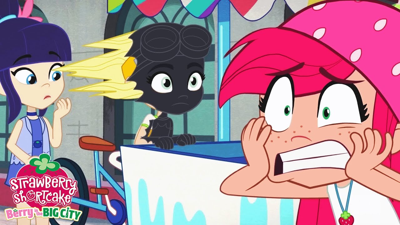 Ice Cream Trouble | Strawberry Shortcake - Berry in the Big City | Full Episodes