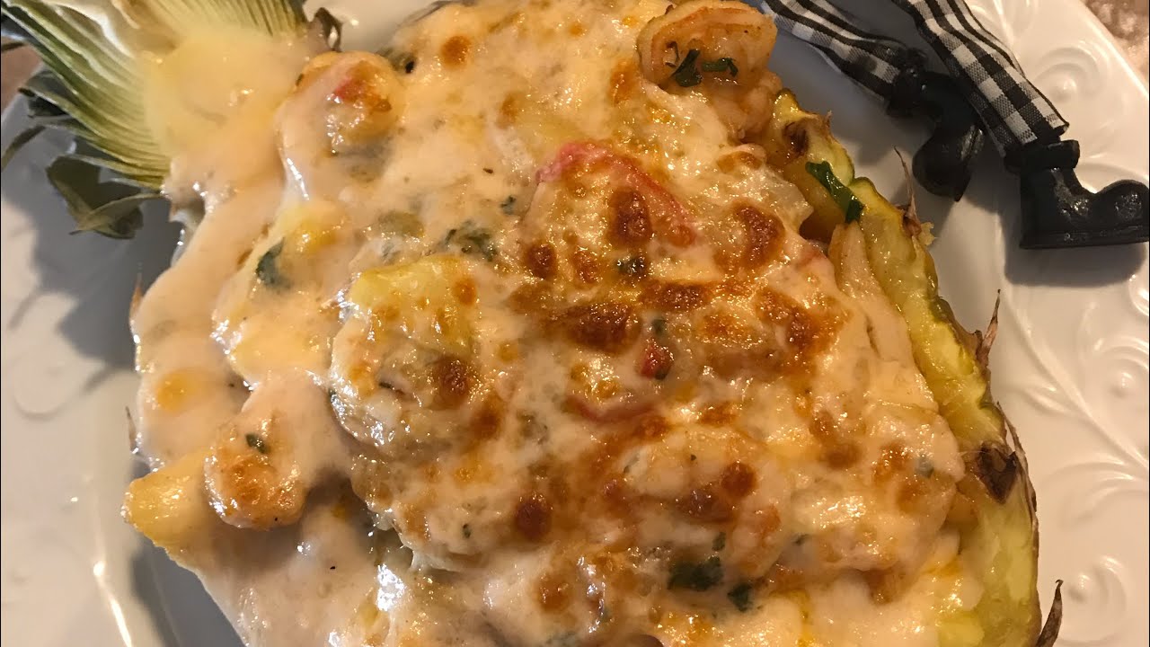 Piña rellena 😋 deliciosa