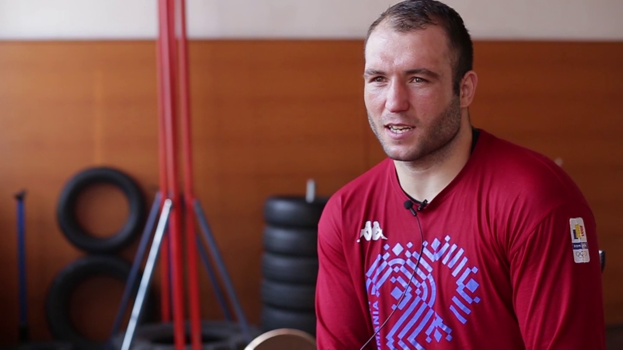 Cum se pregătește Mihai Nistor, campionul mondial la box
