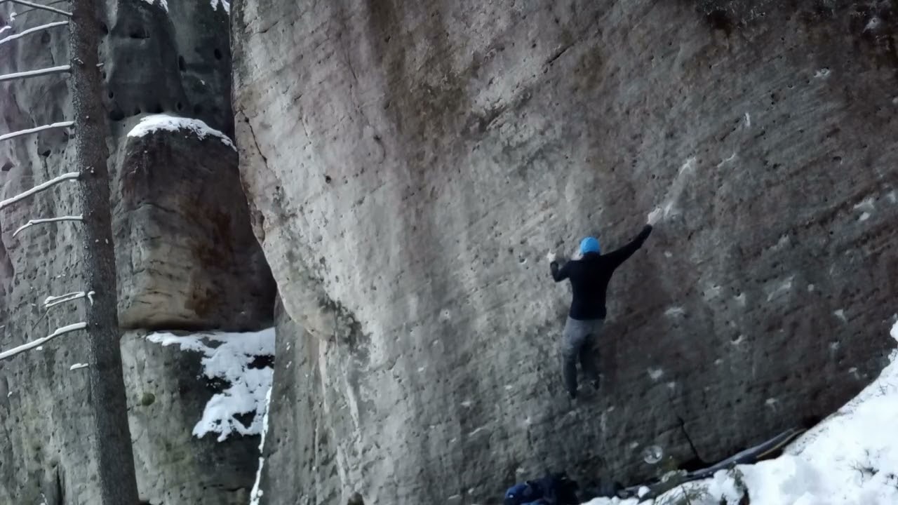 TSH sd 7b #boulder #climbing #bouldering #boulderinglife #rockclimbing #boulderingproblems