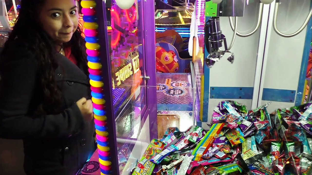 Sweet Candy Crane - Claw Machine Wins