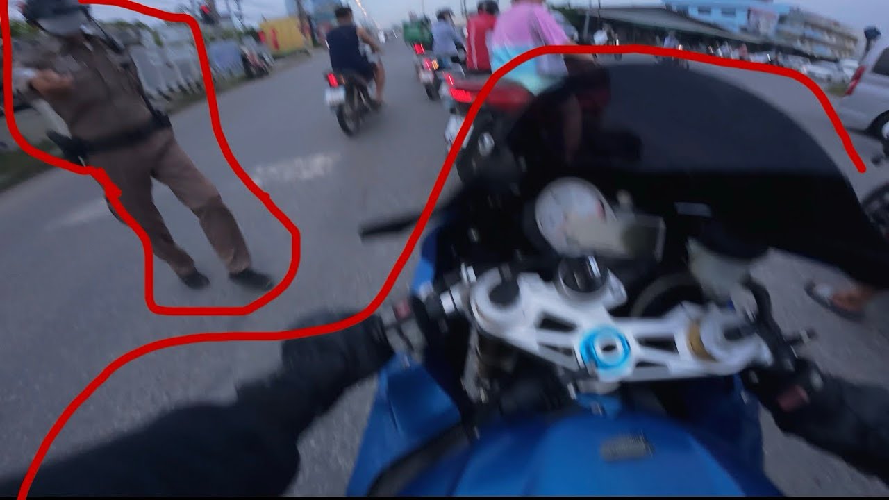 แถวนี้ไม่น่ามีพี่จ่า เป็นไงละ55555 #บักหลามช่างหนุ่ม #bmws1000rr #guขี่s1000 