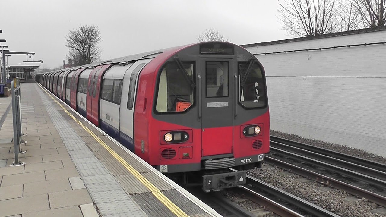 (HD) London Underground Jubilee & Central Line observations - 3/3/12