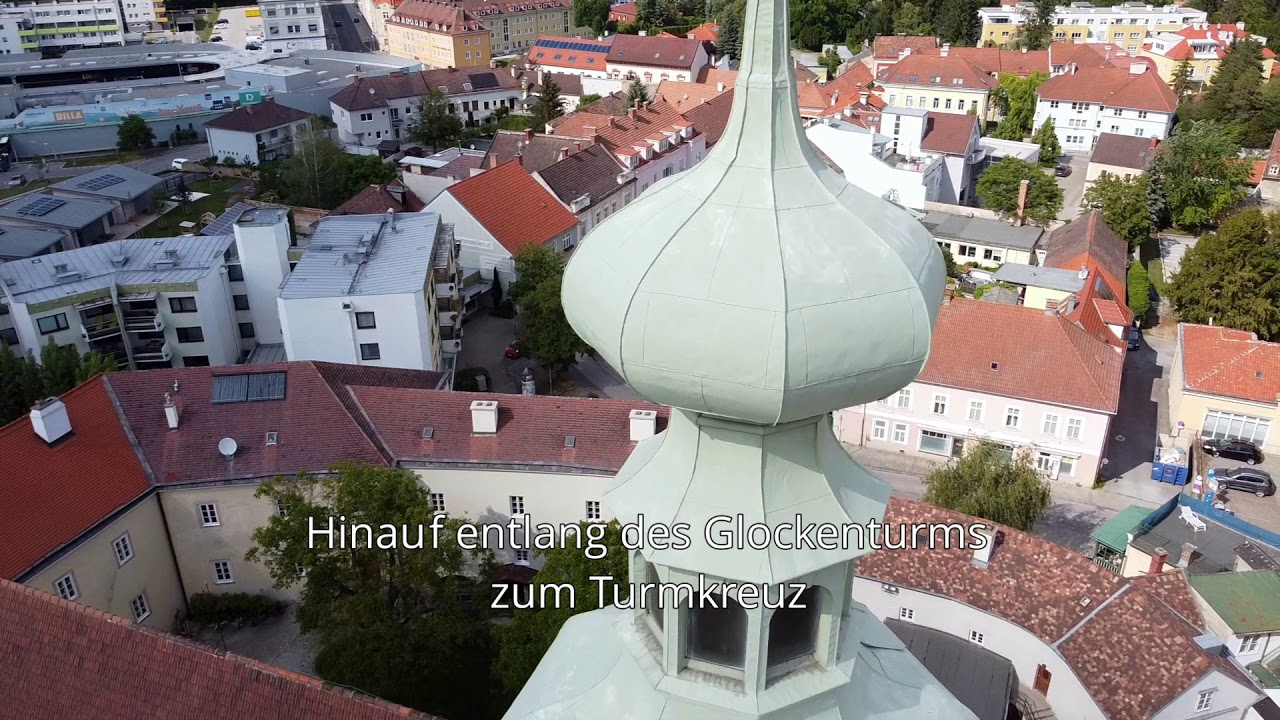 Drohnenflug durch die Pfarrkirche Neunkirchen