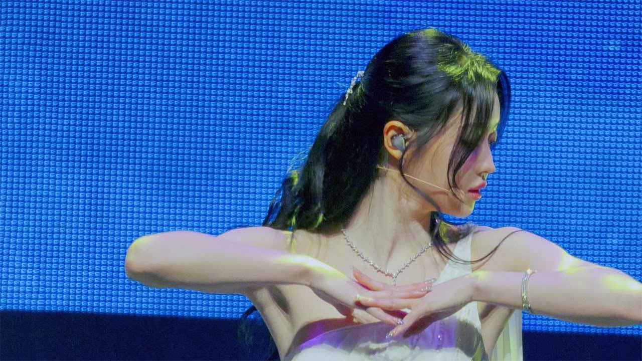 250420  유아 YooA : Closer (클로저) + Classified  무대 영상 @ 오마이걸 밀키웨이 콘서트 막콘 | Plumia (4K 60p)