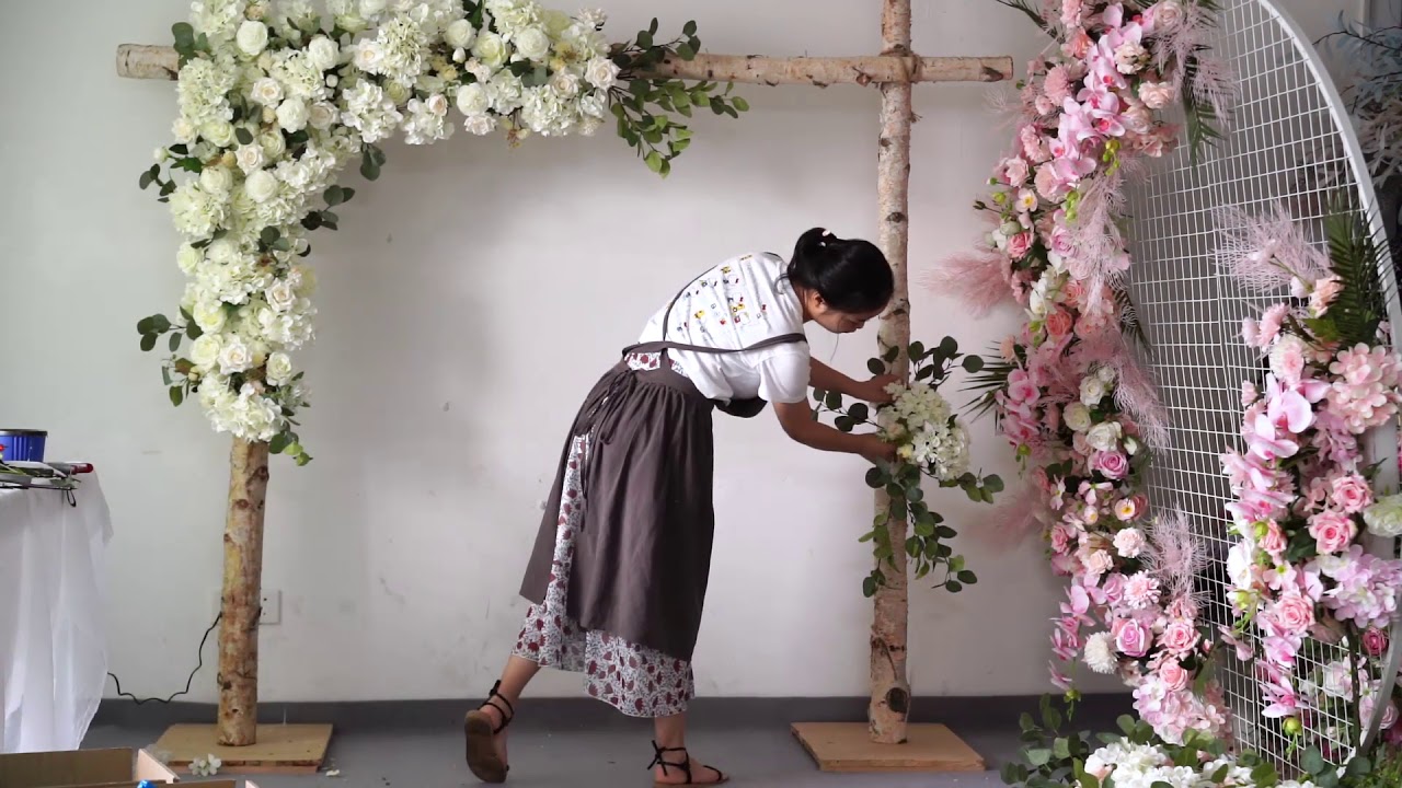 wedding flower arch