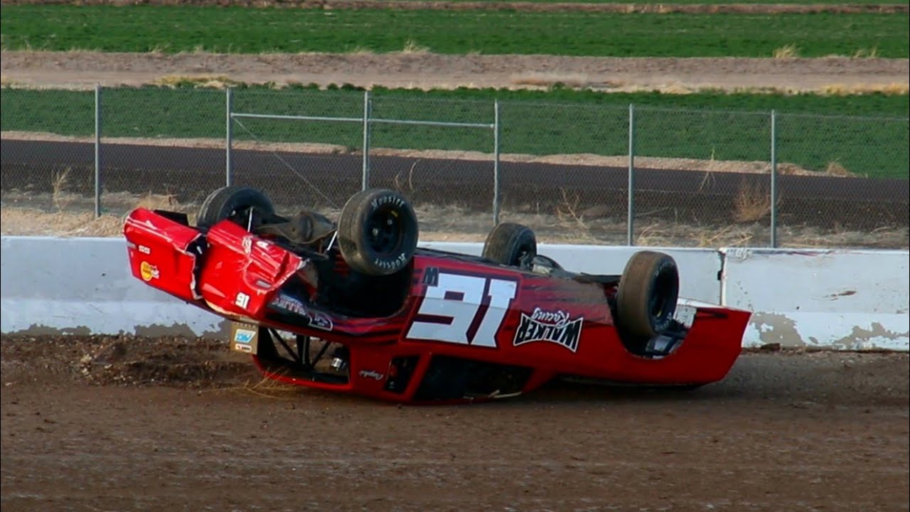 Spins and Crashes - April 2021 - Dirt Track Racing