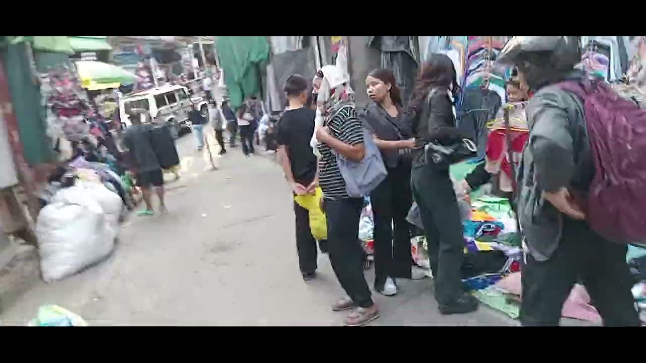 MIZORAM এর Aizawl শহরের ব্যস্ত সমস্ত রাস্তা ঘাটে ঘুরে বেড়ানো...