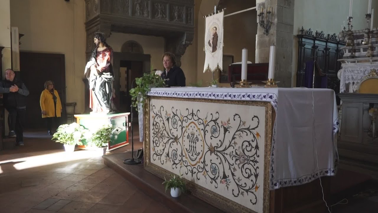 Processioni castiglionesi: presentata la copia della statua